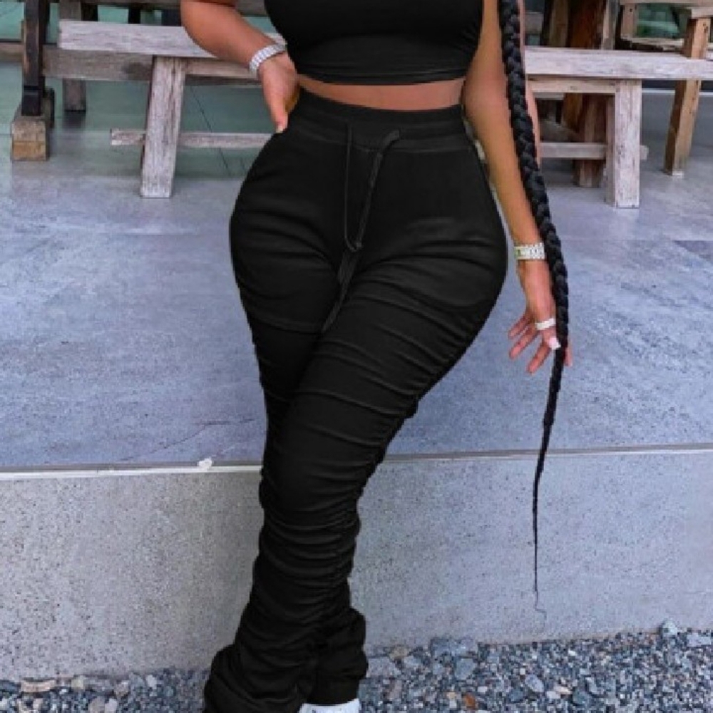 Stylish folded design black two-piece pants set